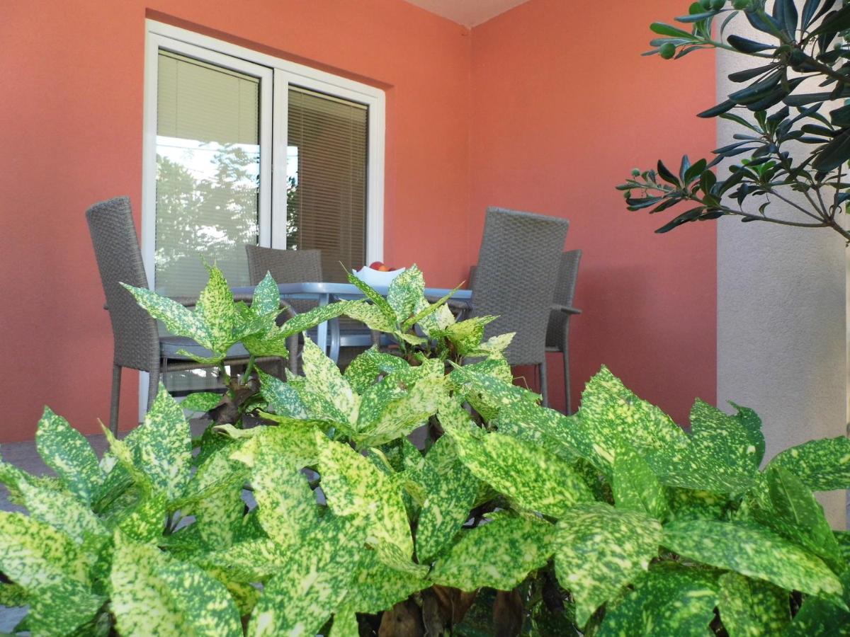 Apartment Leon Бибине Екстериор снимка