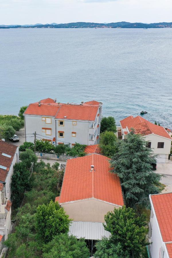 Apartment Leon Бибине Екстериор снимка