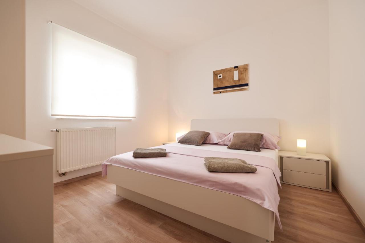 Apartment Leon Бибине Екстериор снимка