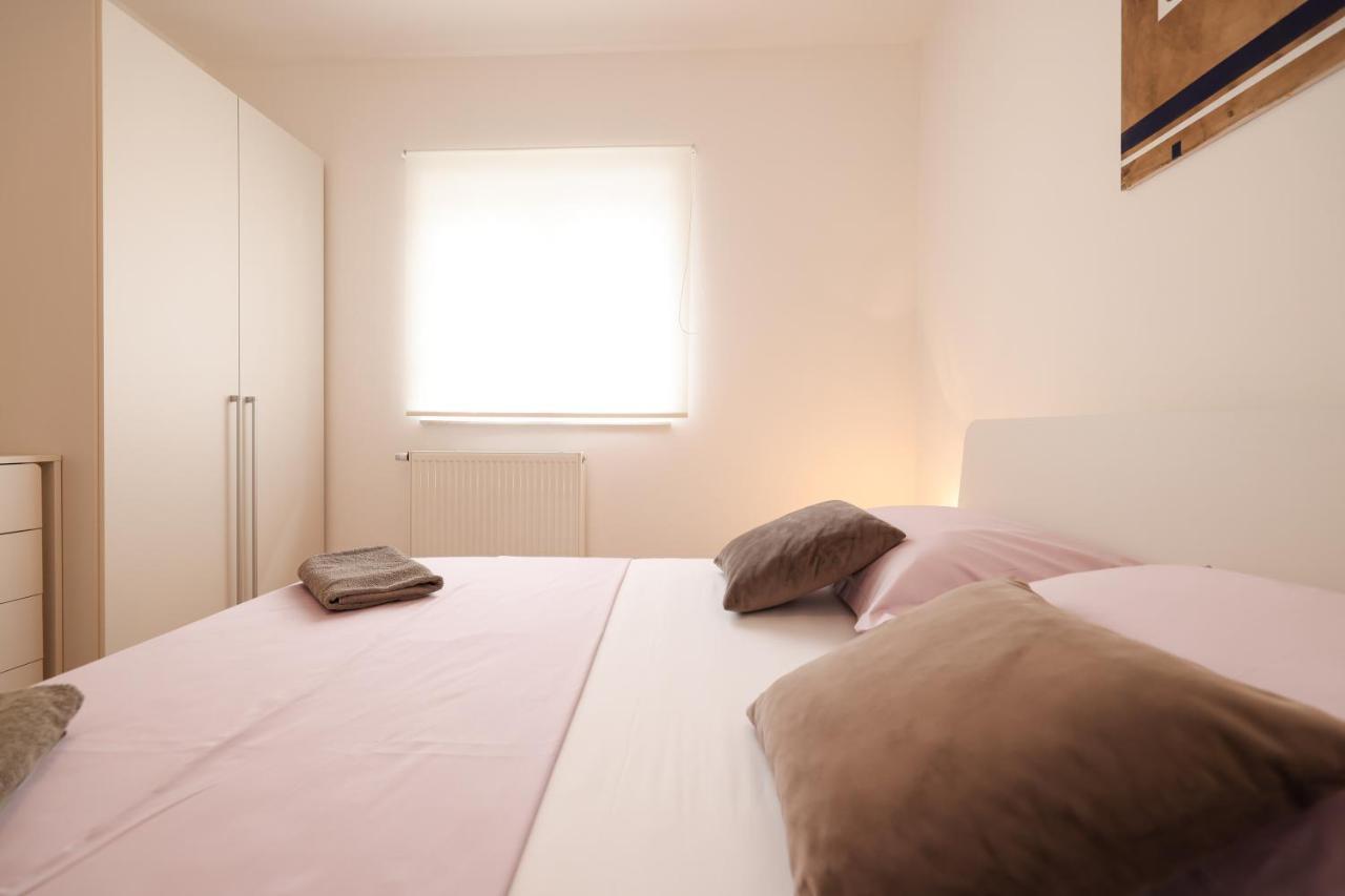 Apartment Leon Бибине Екстериор снимка