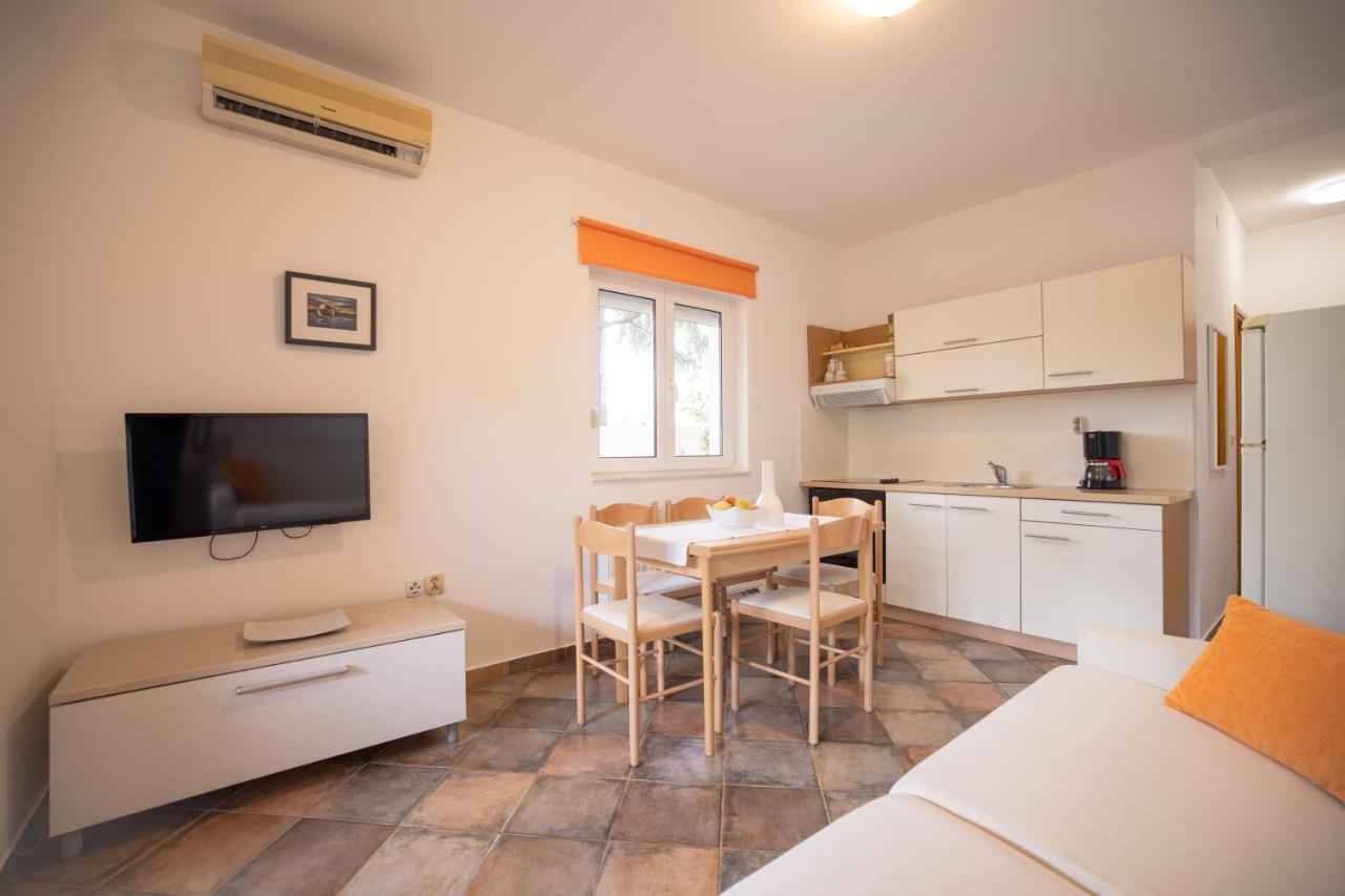 Apartment Leon Бибине Екстериор снимка