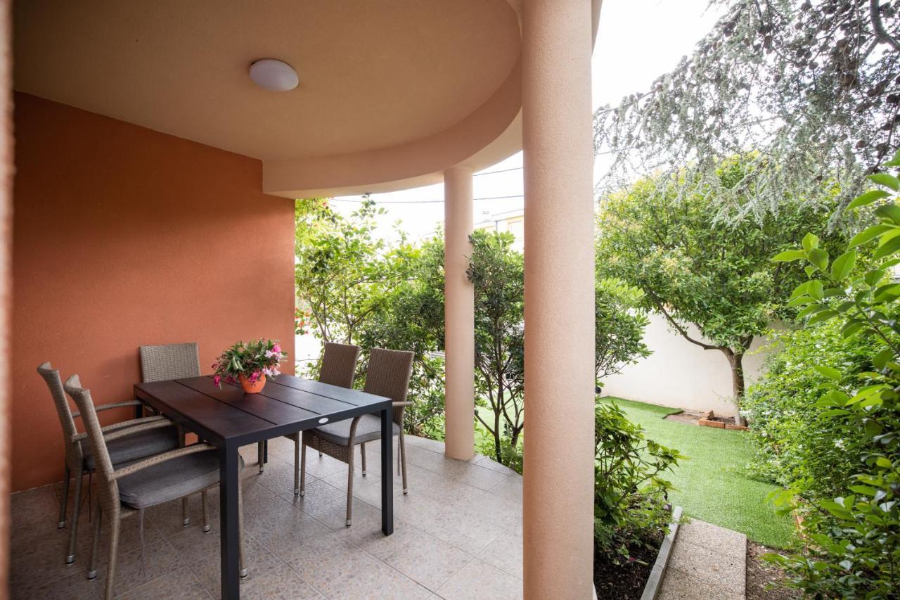Apartment Leon Бибине Екстериор снимка