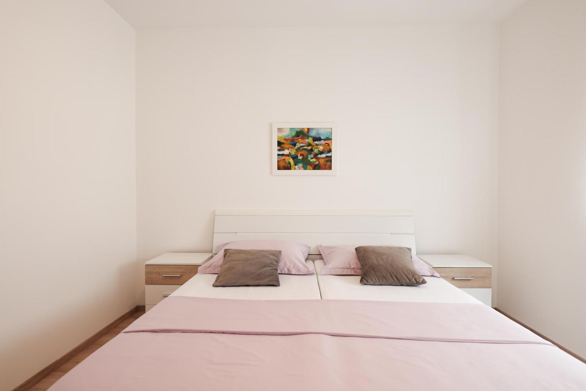 Apartment Leon Бибине Екстериор снимка